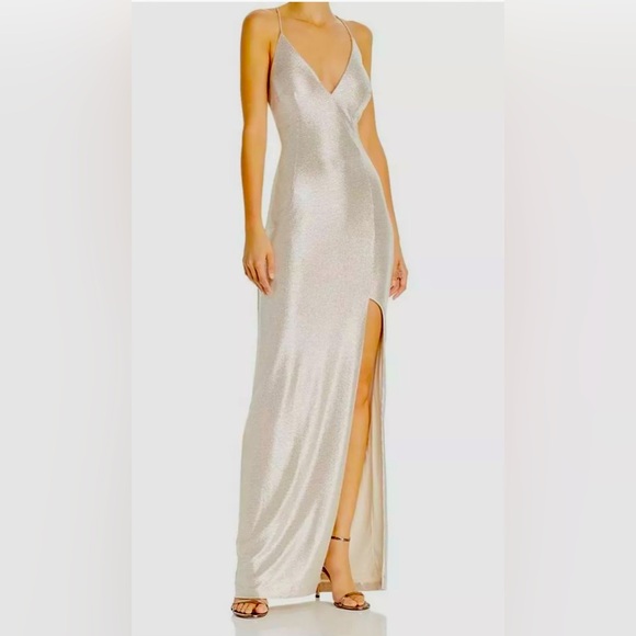 Aidan Mattox Dresses & Skirts - NWT Silver long cocktail dress , V-neck ,strappy, size 6